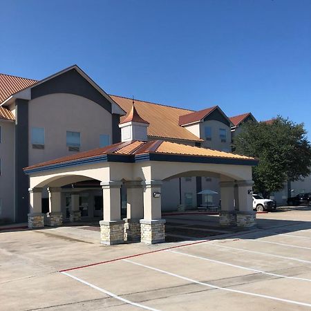 Fairbridge Inn & Suites Cuero Εξωτερικό φωτογραφία