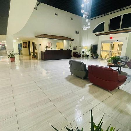 Fairbridge Inn & Suites Cuero Εξωτερικό φωτογραφία