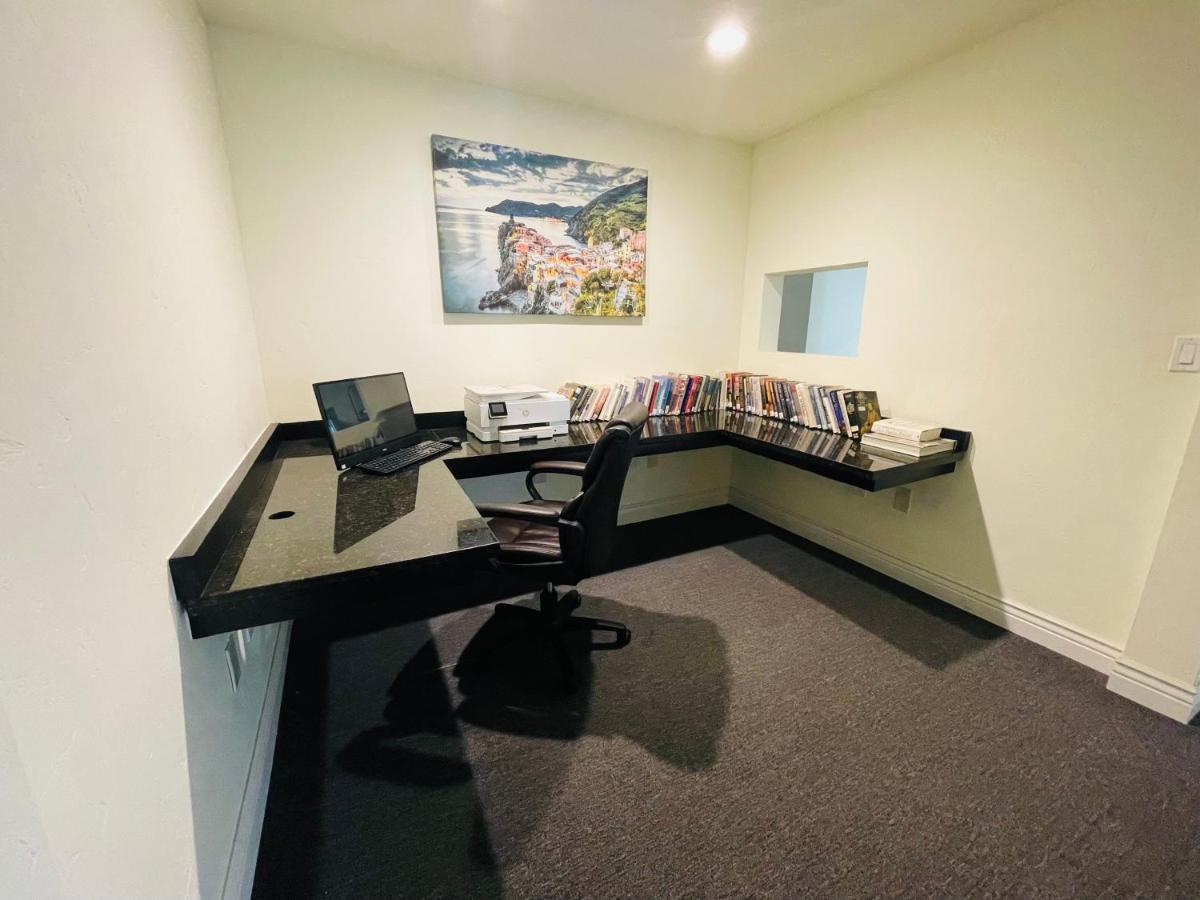 Fairbridge Inn & Suites Cuero Εξωτερικό φωτογραφία