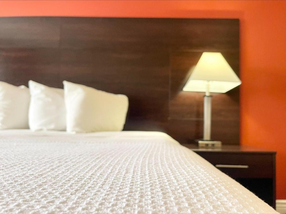 Fairbridge Inn & Suites Cuero Εξωτερικό φωτογραφία