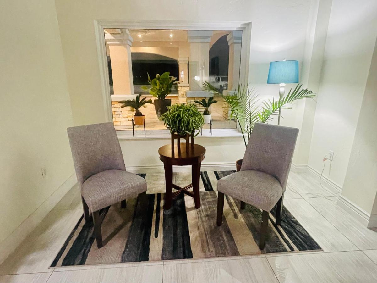 Fairbridge Inn & Suites Cuero Εξωτερικό φωτογραφία